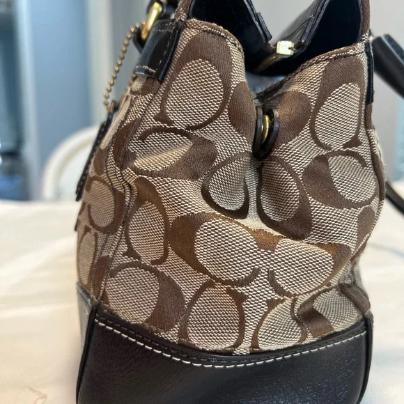 Coach Hampton Top Handle - Picture 6 of 13